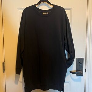 Zella Black Crew Neck Sweatshirt Dress with Pockets